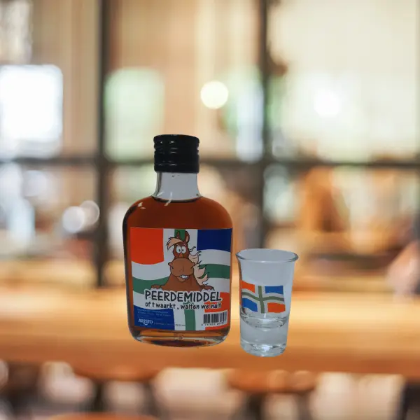 Borrelglaasje met Groningse vlag