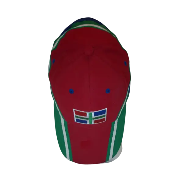 Pet met Groningse vlag